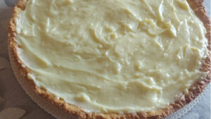 crostata con crema pasticcera