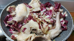 coniglio e radicchio in padella