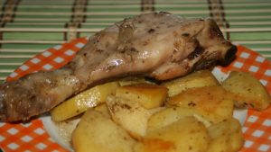 cosce di pollo al forno con patate