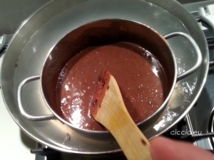 sciogliere il cioccolato a bagnomaria