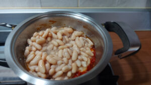 fagioli cannellini passata