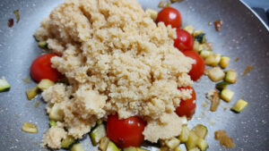 cous cous in padella