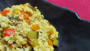 cous cous con verdure e curcuma